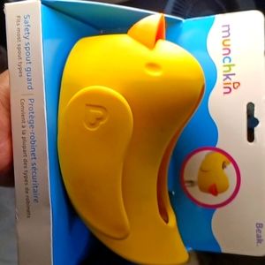 Munchkin bath time spout guard